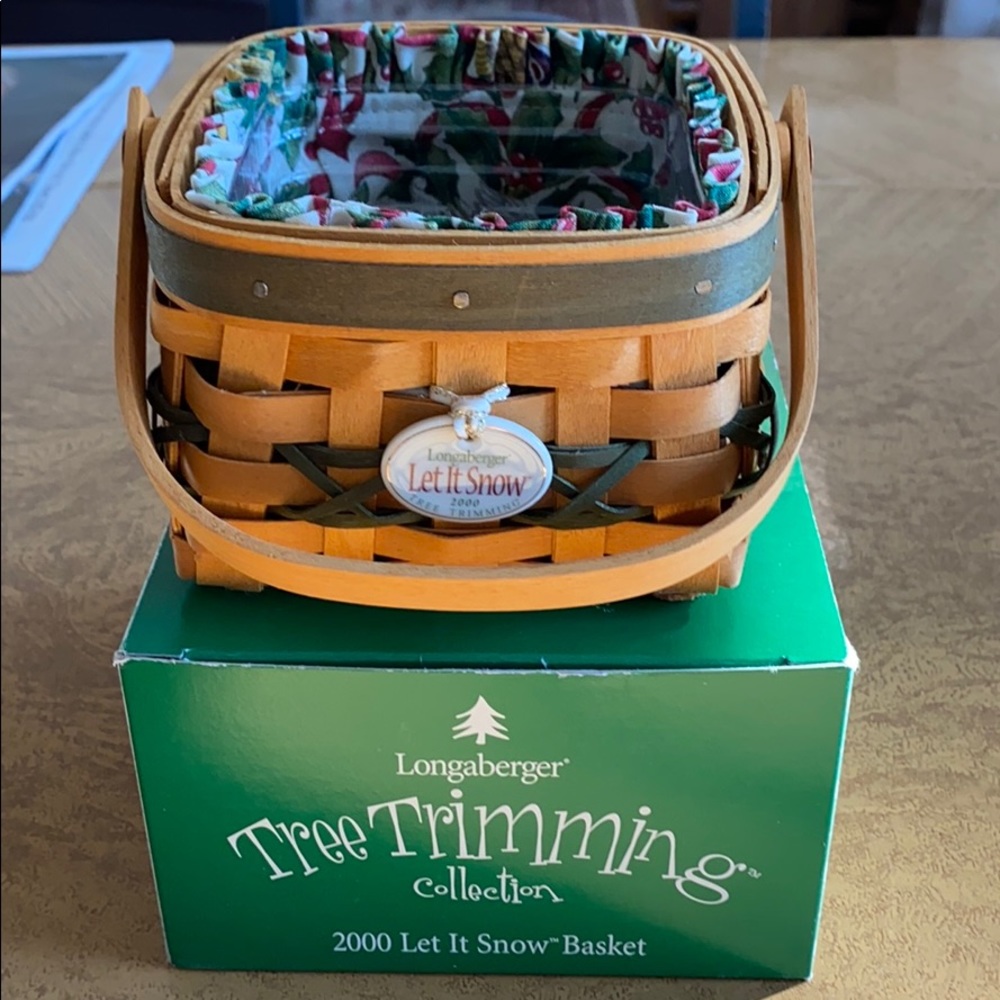 Longaberger tree trimming basket - Picture 1 of 3